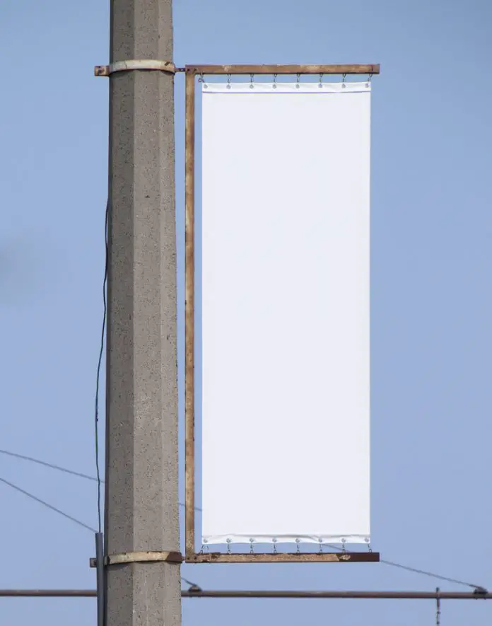 outdoor pole banner